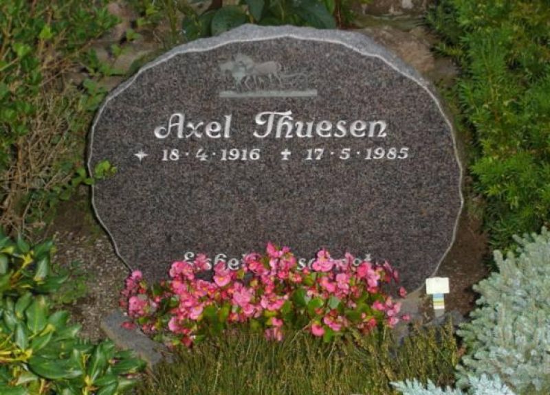 Axel Thuesen.jpg